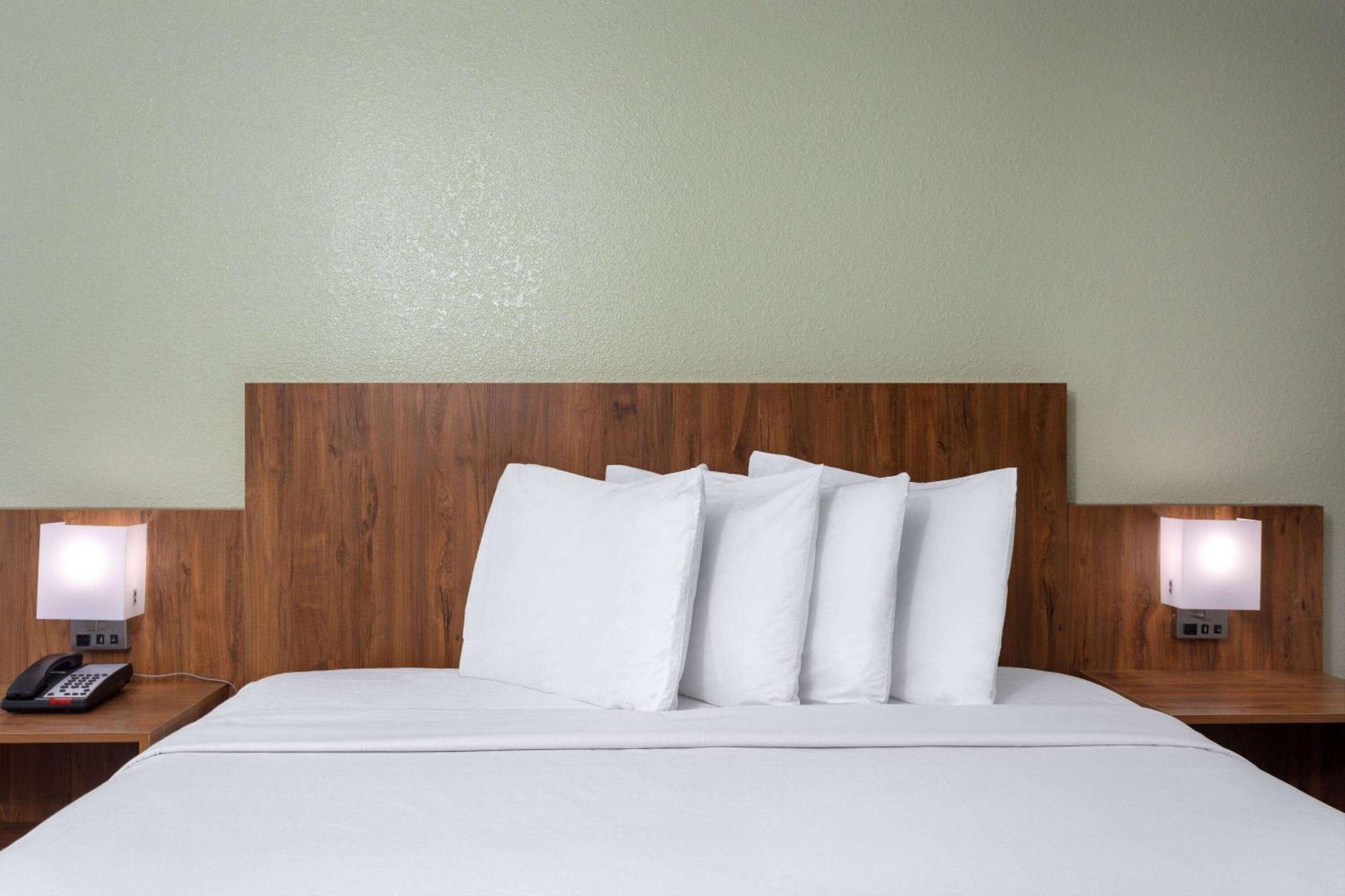 Hotel Ramada By Wyndham Altamonte Springs Near I-4 Zewnętrze zdjęcie